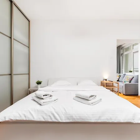 Wspolna By Your Freedom