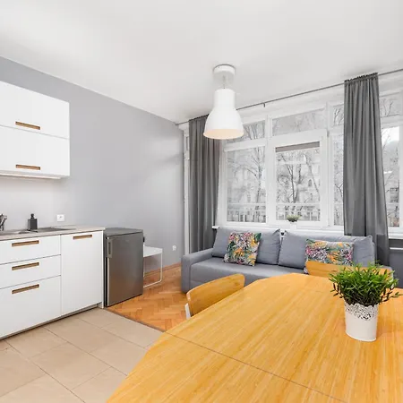 Apartman Wspolna By Your Freedom